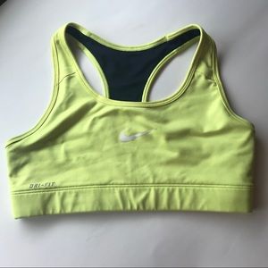 Sports bra